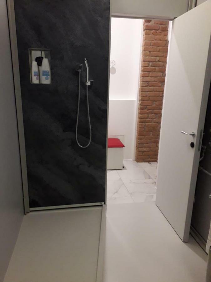 La Casa Di Morazzone Giulia Daire Pavia Dış mekan fotoğraf